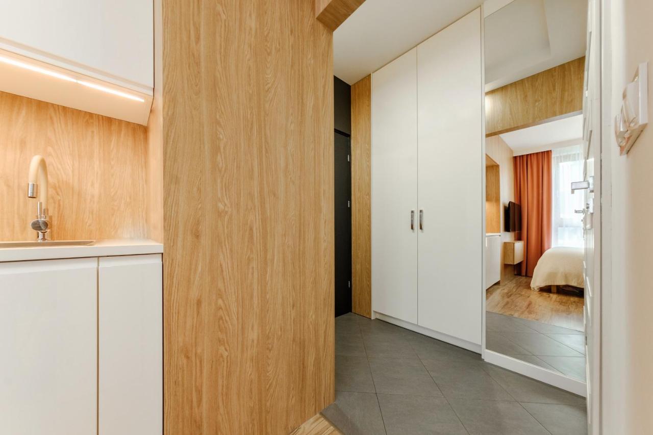 Studio Wola Apartament Kasprzaka - Wifi + Smart Tv Varšava Exteriér fotografie