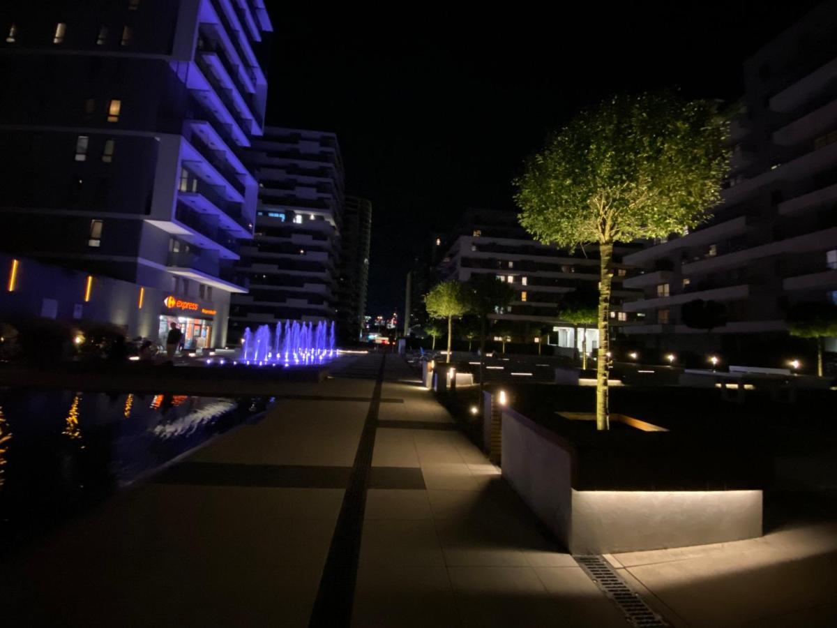 Studio Wola Apartament Kasprzaka - Wifi + Smart Tv Varšava Exteriér fotografie